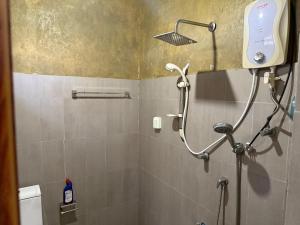 Last Will Hill Top House