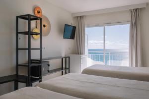 Superior Triple Room room in Hotel Nadal