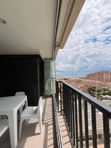 Apartamento con Vistas al mar, Piscina y Pista de Paddle
