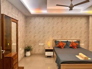 Vaayu by Naz A Hill View 2BHK retreat