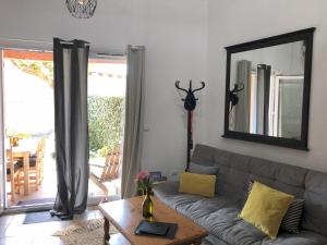 Maisons de vacances Logement 4 pers - Beziers au bord du Canal du Midi a prox des plages : photos des chambres
