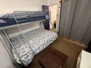 Appartements Appartement T3 - centre ville - climatisation - internet : photos des chambres