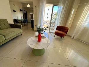 2 bedroom flat - 3hvězdičkové hotely ve městě Nikósie