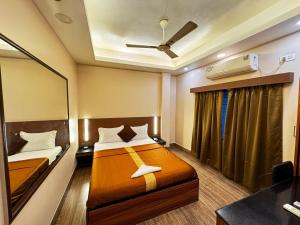 Silver Line Hotel - Kolkata Nr Netaji Subhash Chandra Bose International Airport with Airport Drop
