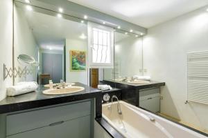 Villas Countryside Villa Provence - Pool Tennis & horses : photos des chambres