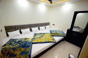 Hotel famous paradise