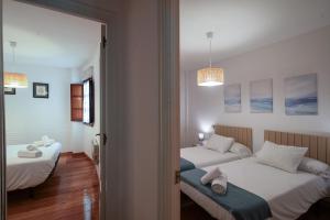 Bocana del Puerto, apartamento en Llanes con vistas al mar VUT-3242-AS