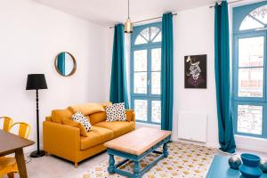 Appartements Le Jules Appart'Hotel, centre ville Romans-sur-Isere : photos des chambres