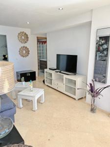 Panorámica al Mar con Piscina, Teletrabajo y Relax