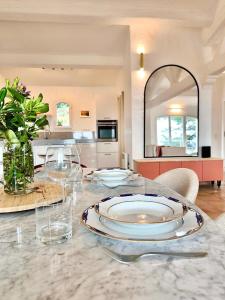 Villa Luxe avec Vue sur Saint-Tropez, Roquebrune