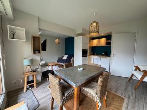 Appartements Les Mules - Wifi, Parking, Piscine, Central : photos des chambres