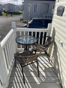 Caravan 29R on Happy Days Caravan Park