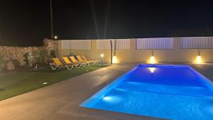 Espacio Room con Piscina, LAJARES