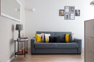 Solari Apartment, Milan fashion street