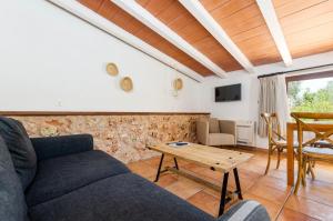 YourHouse Agroturismo Can Porreti El Galliner