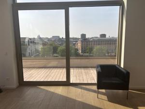 Splendid Penthouse in City Center with Water View