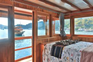 Komodo Island Tour 3 Days with Best Komodo Tour