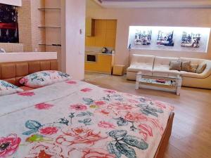 Люкс с джакузи в Мост Сити, вид на реку, 20 этаж, терасса Новый дом