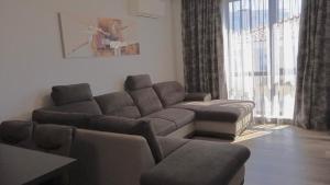 Sea Sunrise Apartment