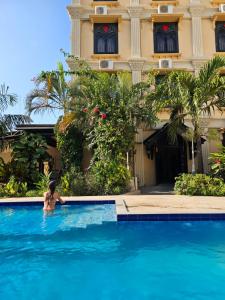 Golden Tulip Stone Town Boutique