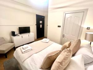 Maisie in ApartNest Auchterarder