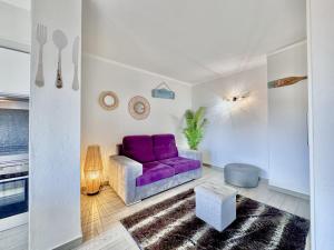 Praia Da Rocha Central 2 by Homing