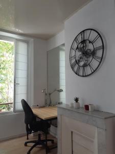 Lumineux studio 30 m2 Parc 26ème centenaire