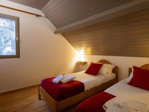 Duplex 6P, 12 Pers, 4*, Sud, Terrasse, Animaux OK, Sauna, Proche Pistes et Commerces - FR-1-263-358