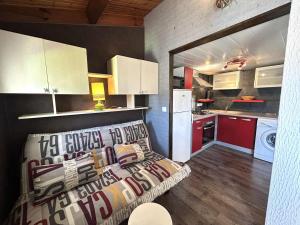 Maisons de vacances Maison de Vacances avec Piscine Chauffee, Proche Mer a Bretignolles-sur-Mer - FR-1-224A-69 : photos des chambres