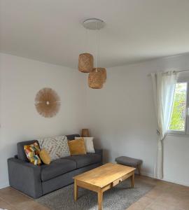 Le calme de la campagne proche de tout.....