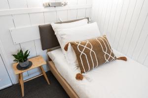 Cozy Seaside Escape on a Budget