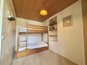 Appartements Appartement de 5 pieces a Praz-sur-Arly avec cheminee, mezzanine et parking - 8 pers - FR-1-603-7 : photos des chambres