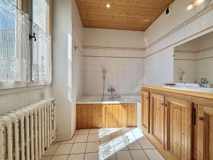 Appartements Appartement de 5 pieces a Praz-sur-Arly avec cheminee, mezzanine et parking - 8 pers - FR-1-603-7 : photos des chambres