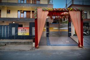 Hotel The Classic Inn Noida sector 70