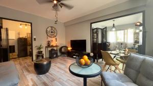 Confort Moderne au Cœur d'Antibes