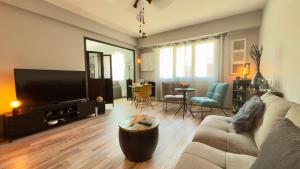 Confort Moderne au Cœur dAntibes