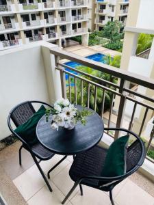 2BR FREE PARKING Calathea Place