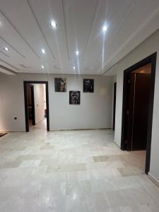 Modern Apartment in Casablanca & beach Access