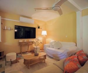 Villas Charmante maison - piscine privee, Calme & Nature : photos des chambres