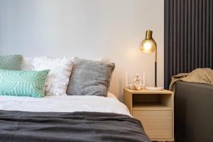 Furnished Studio Rental in Prime Cebu IT Park with Gym, Pool, Fast WiFi and Netflix