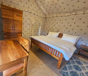 Escape Pod Himalayan Campsite