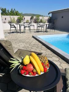 Private pool suites By Day Off