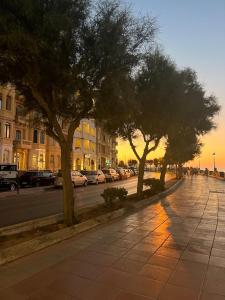 Sliema - 2 bedrooms apartment near the sea!