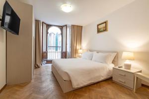 Torre dellorologio Apartment by Bricola Apartments