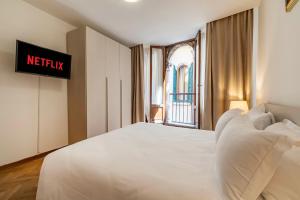 Torre dellorologio Apartment by Bricola Apartments