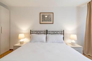 Torre dellorologio Apartment by Bricola Apartments