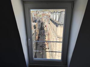 Charming Apartment in Liège City Centre with Parking Included