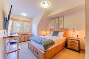 Stunning 2bd hot tub walking distance to downtown