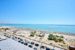 Mamaia Dream1 by CB SeaFront in Spa & Pools Resort