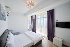Mamaia Dream1 by CB SeaFront in Spa & Pools Resort
